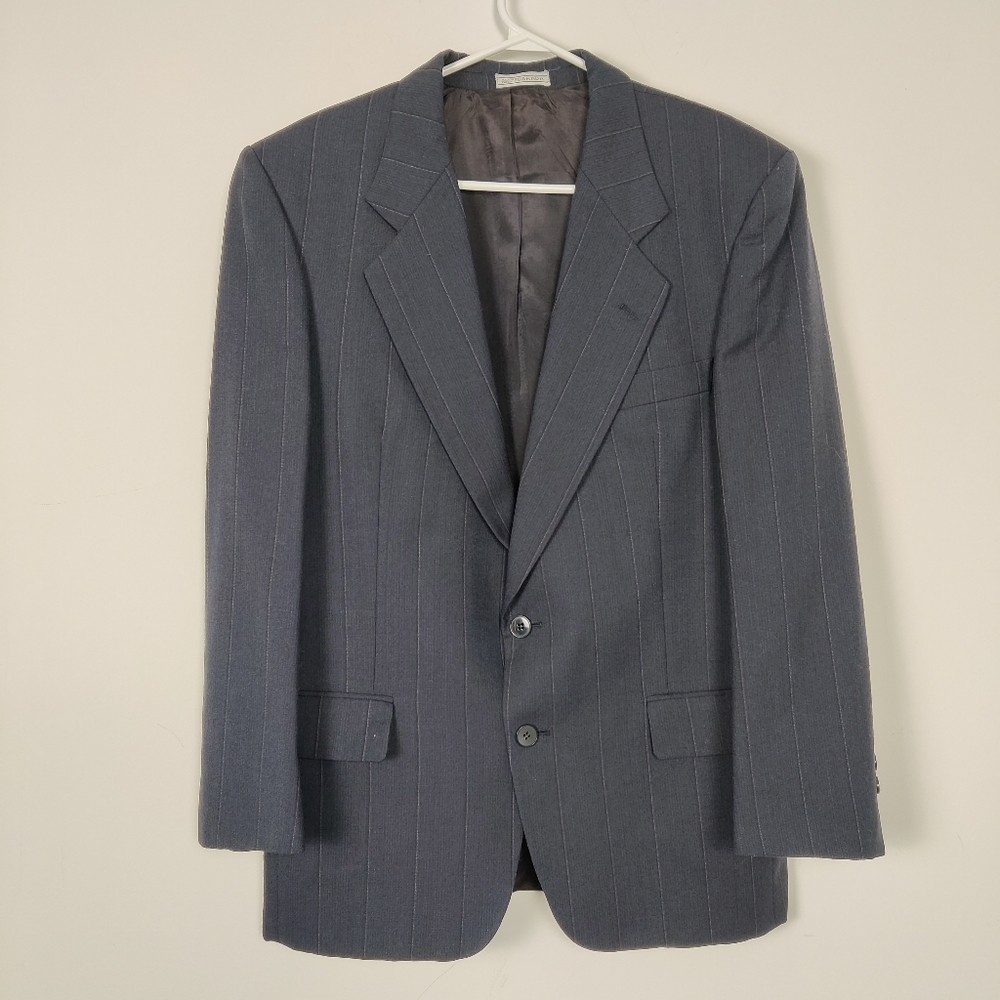 Henley Men's Pinstriped Navy Blue Blazer 100% Wool Size 40S Business Casual